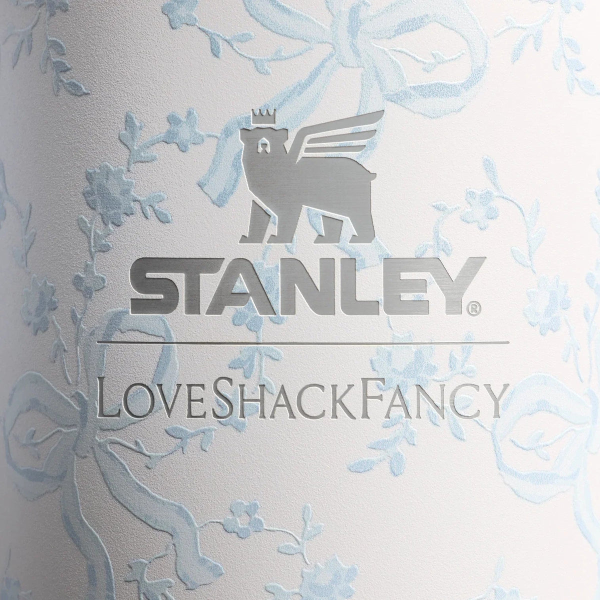 Stanley x LoveShackFancy Holiday Quencher® H2.0 FlowState™ Tumbler | 40 OZ – Coquette Bow Winter Ice