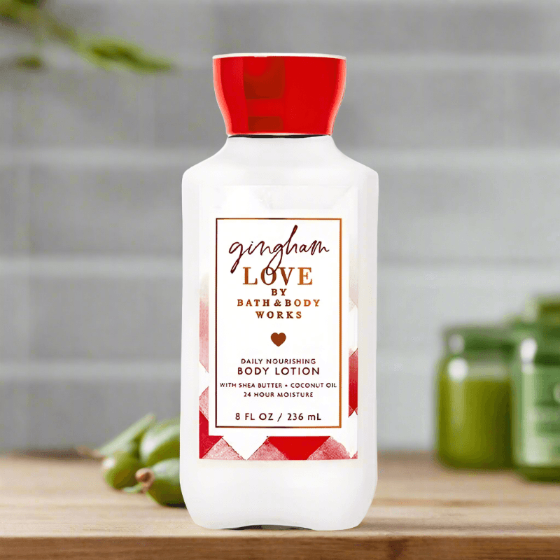 Bath & Body Gingham Love Body Lotion 236Ml