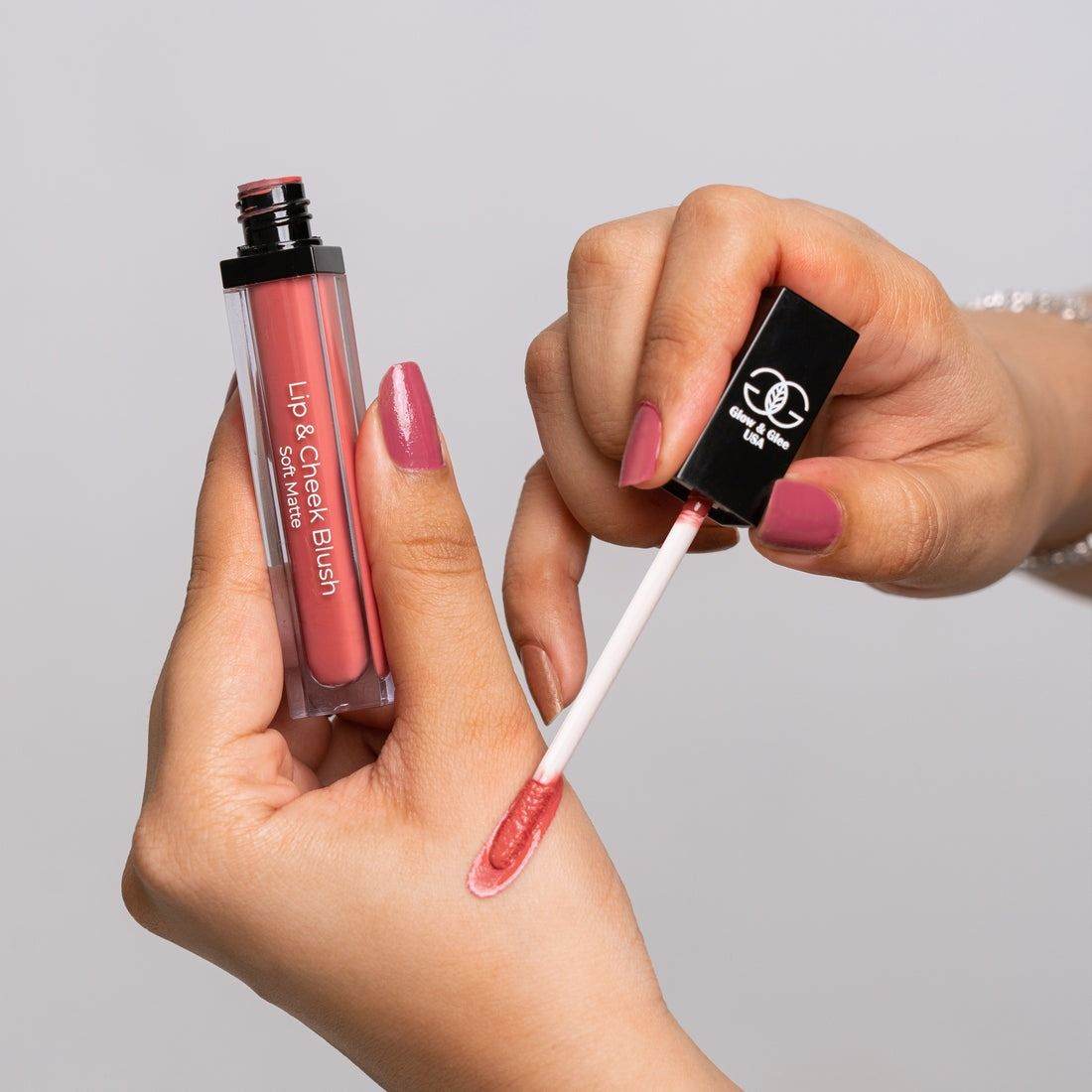 Glow & Glee Lip & Cheek Blush Soft Matte 310 Morning Kiss 8Ml