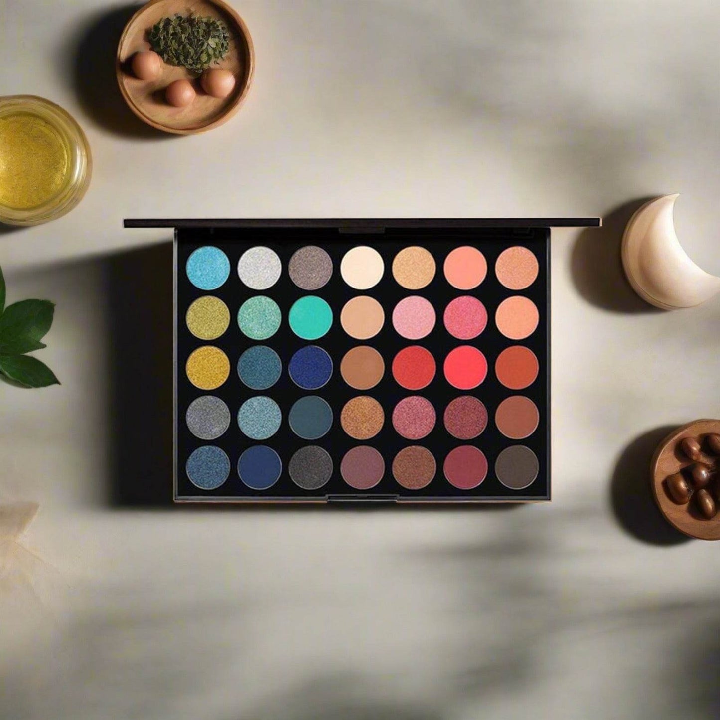 Morphe 35H Hot Spot Artistry Eyeshadow Palette