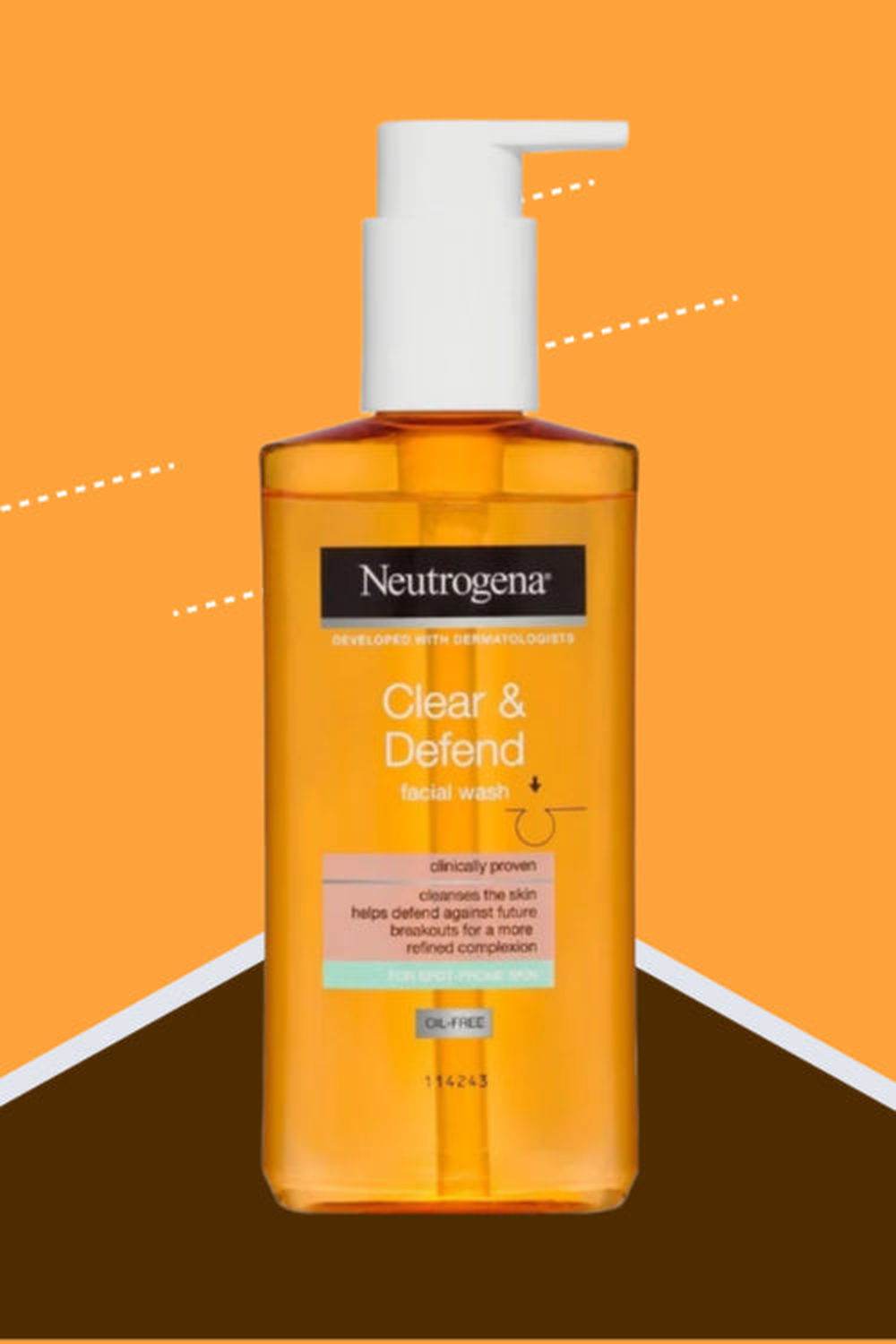 Neutrogena Clear & Defend Facial Wash For Spot - Prone Skin Oil Free 200Ml