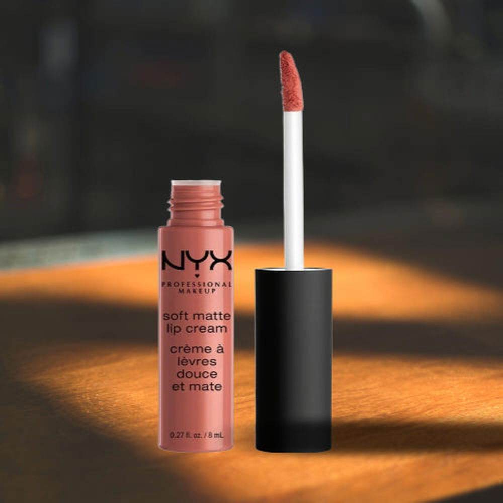 Nyx Soft Matte Lip Cream #04 London 8Ml